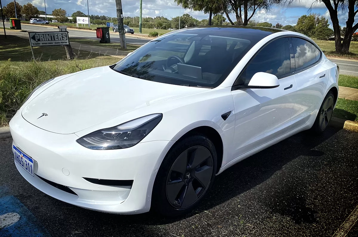 Tesla Panoramic Roof